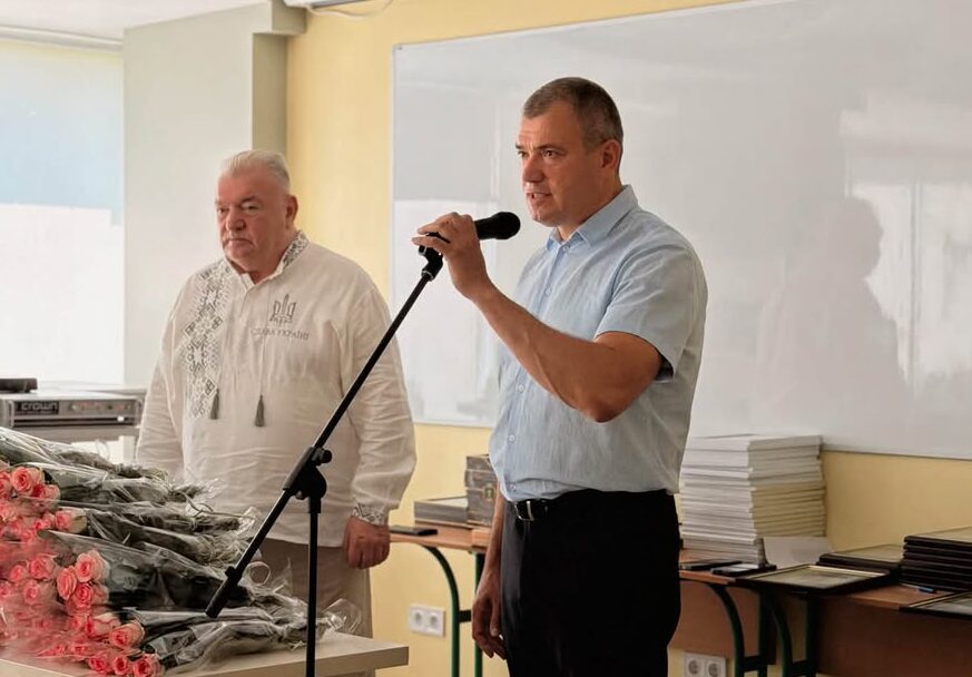 У КНП «КМКЛ №1» відбулося урочисте нагородження з нагоди Дня медичного працівника.